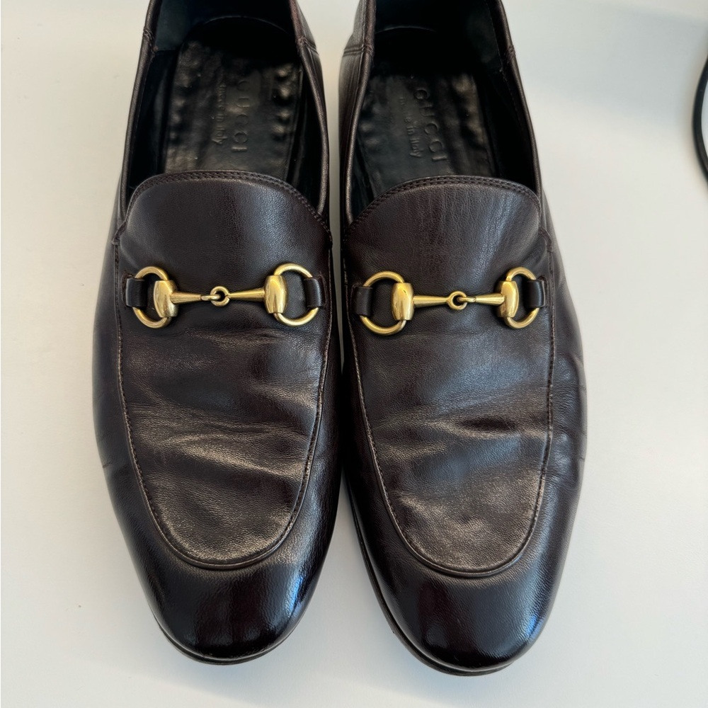 Gucci Men's Dark Brown Brixton Loafers with Gold Hardware
